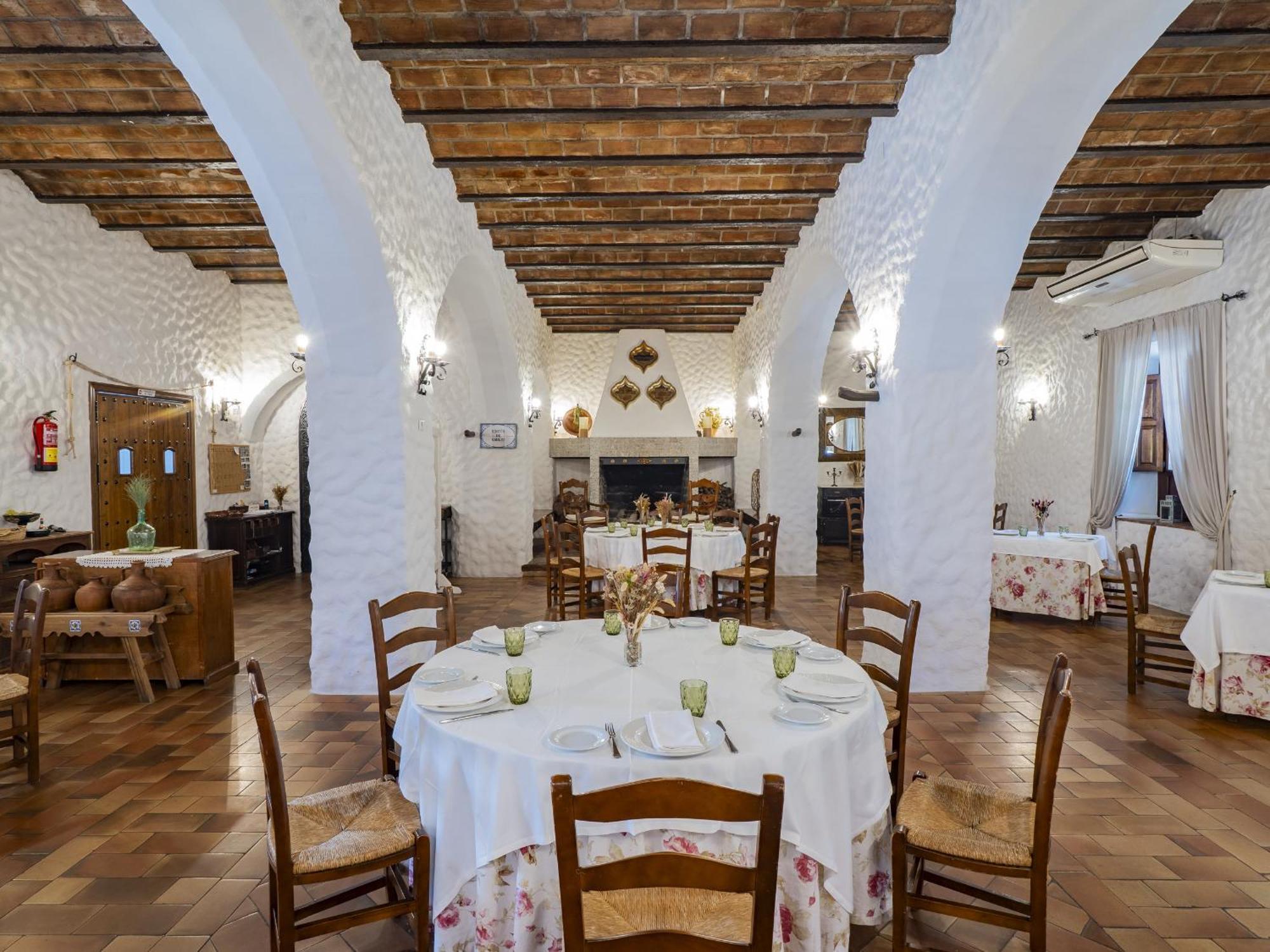 Cubo'S Hotel Cortijo San Antonio Casarabonela Bagian luar foto