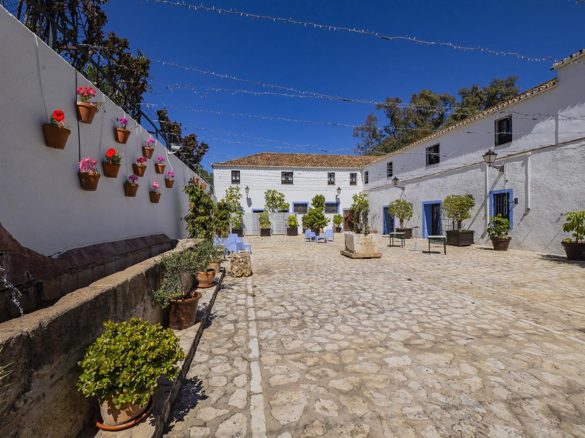 Cubo'S Hotel Cortijo San Antonio Casarabonela Bagian luar foto