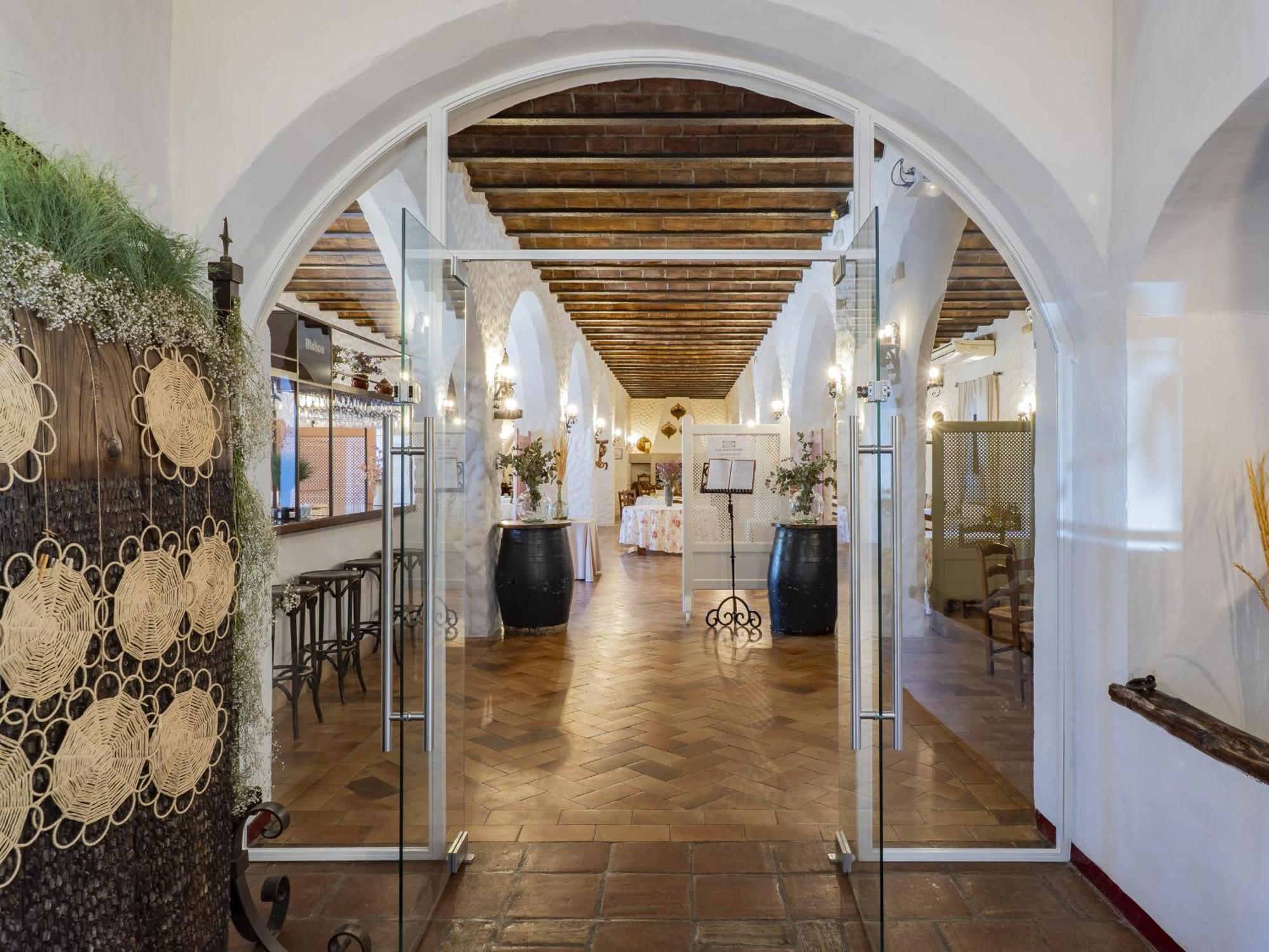 Cubo'S Hotel Cortijo San Antonio Casarabonela Bagian luar foto