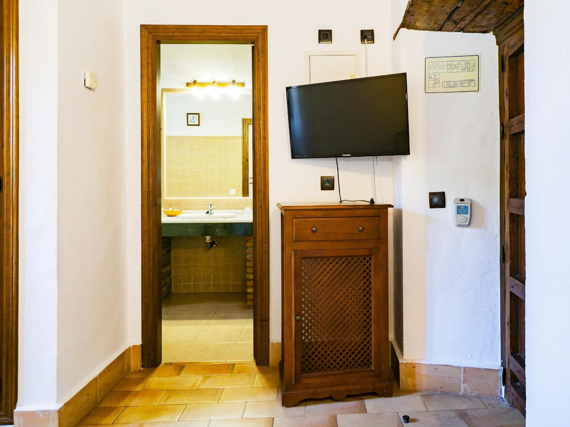 Cubo'S Hotel Cortijo San Antonio Casarabonela Bagian luar foto